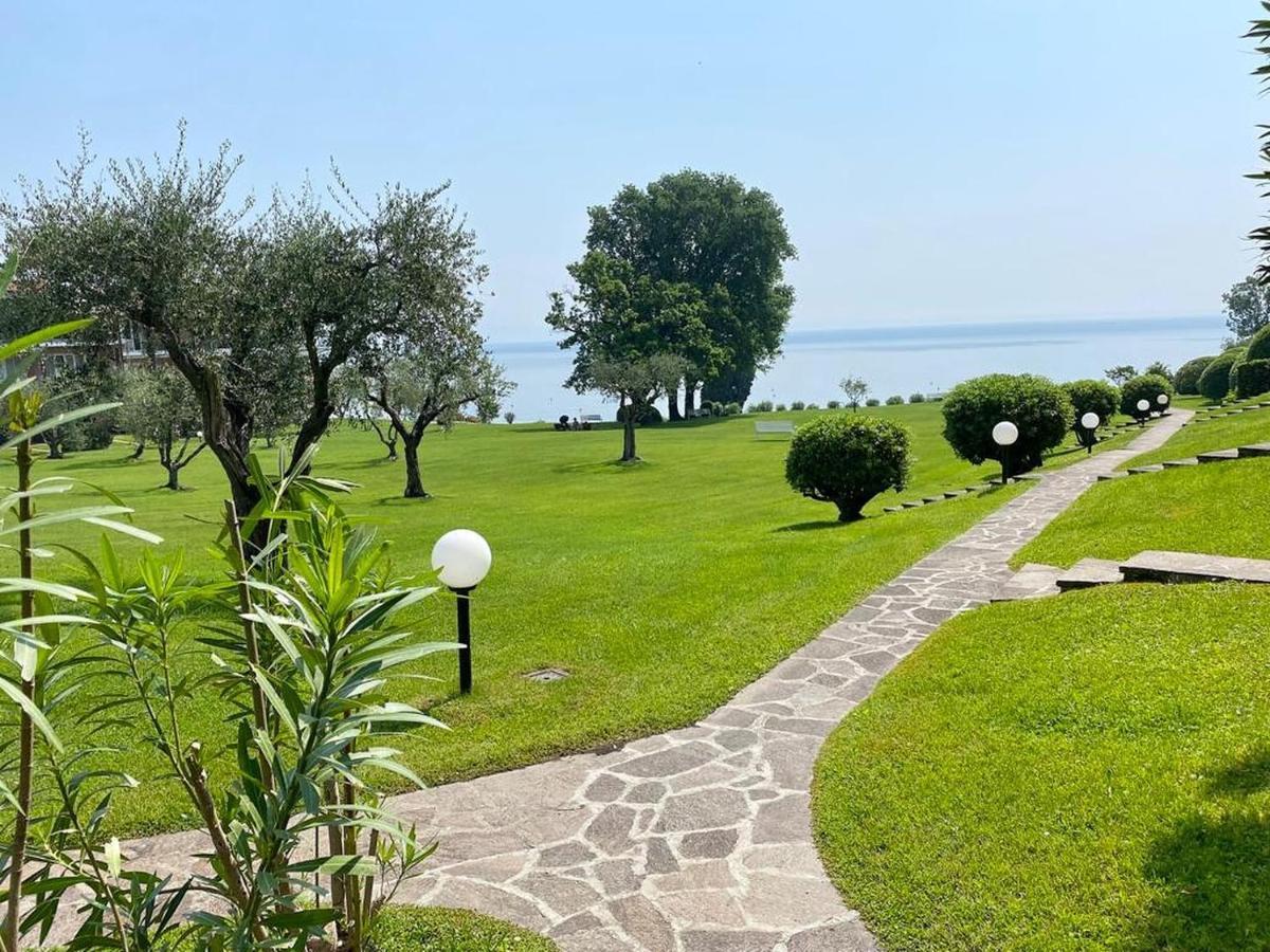 On The Beach Lake View Manerba del Garda Exterior foto