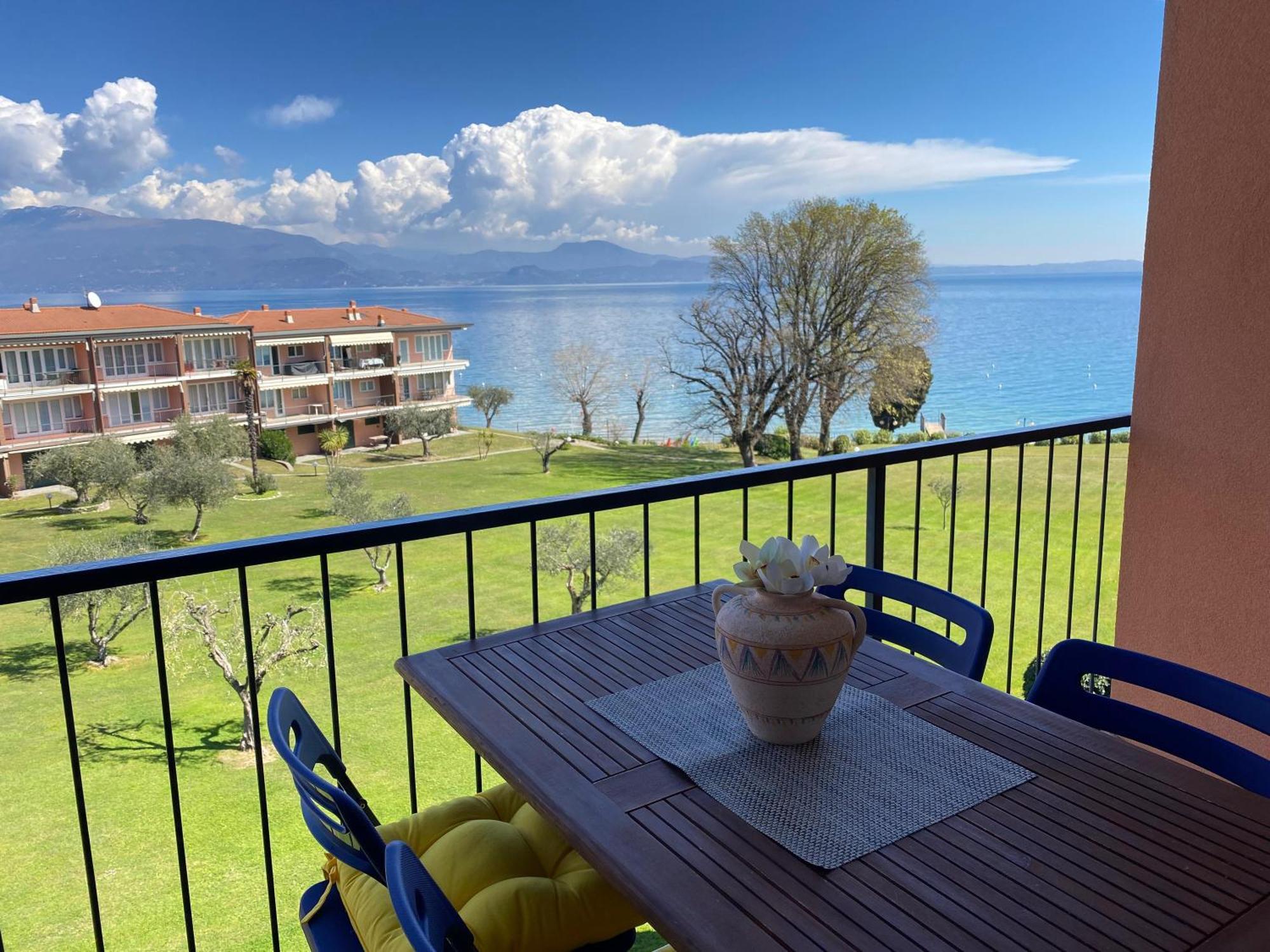 On The Beach Lake View Manerba del Garda Exterior foto